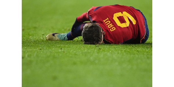 Paez Gavi står overfor et revet korsbånd etter å ha hastet å prestere